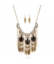 Resin Gems Inlaid Zinc Alloy Vintage Leaves Tassel Fashion Chunky Necklace and Earrings Set - Golden