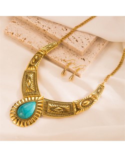 Artificial Gem Embellished Vintage Totem Engravings Waterdrop Design Chunky Costume Necklace - Golden