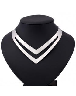 High Fashion Hollow V Style Alloy Necklet - Silver