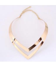 High Fashion Hollow V Style Alloy Necklet - Golden