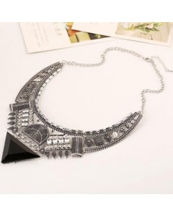 Triangle Gem Decorated Vintage Arch Design Alloy Statement Necklace - Silver and Black