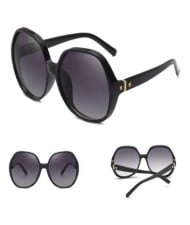 6 Colors Available Thick Frame Large Lens Bold Fashion Sunglasses