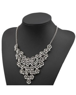 Rhinestone Inlaid Vintage Flowers Cluster High Fashion Women Statement Necklace - Silver