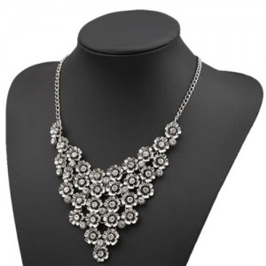 Rhinestone Inlaid Vintage Flowers Cluster High Fashion Women Statement Necklace - Silver