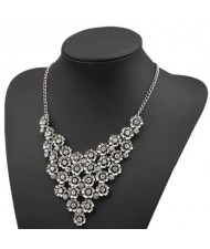 Rhinestone Inlaid Vintage Flowers Cluster High Fashion Women Statement Necklace - Silver
