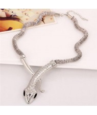 Vintage Snake Design Bold Style Thick Chain Alloy Fashion Statement Necklace - Silver
