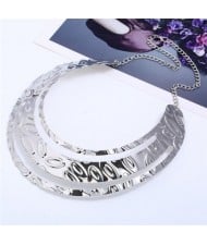 Leaves Engraving Triple Layers Punk Fashion Chunky Costume Necklace - Silver
