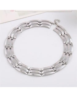 Triple Layers Alloy Texture Chunky Fashion Short Costume Necklace - Silver
