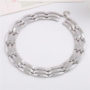 Triple Layers Alloy Texture Chunky Fashion Short Costume Necklace - Silver