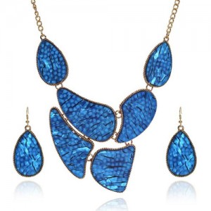 Irregular Shape Resin Gems Combo Design Short Costume Necklace and Earrings Set - Blue
