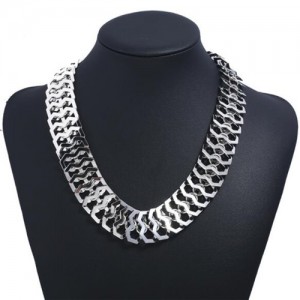 Hollow Scales Design Chunky Style Choker Costume Necklace - Silver