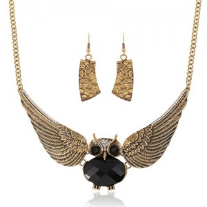 Rhinestone Embellished Vintage Wings Nigh Owl High Fashion Necklace and Earrings Set