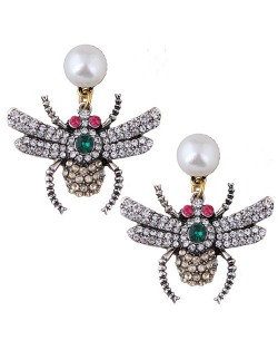 Rhinestone Inlaid Shining Bee Women Fashion Earrings - Champagne