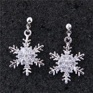 Delicate Cubic Zirconia Inlaid Snow Flakes Design Fashion Costume Earrings - Silver