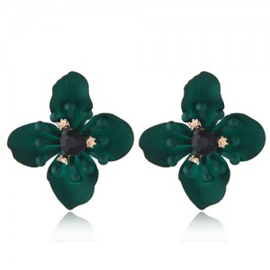 Shining Three-dimensional Big Flower High Fashion Women Statement Earrings - Green