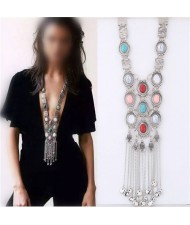 Artificial Turquoise Embellished with Tassel Chains Design Chunky Fashion Statement Necklace - Silver