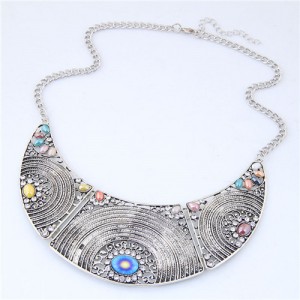Rhinestone and Colorful Gems Embellished Hollow Style Chunky Arch Pendant Fashion Necklace
