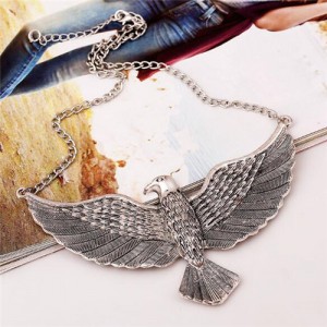 Vintage Eagle Pendant High Fashion Costume Necklace - Silver