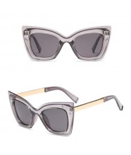 6 Colors Available Cat Eye Style Frame High Fashion Sunglasses