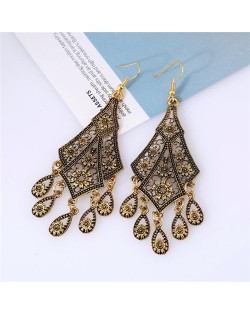 Hollow Floral Waterdrop Dangling Fashion Earrings - Golden