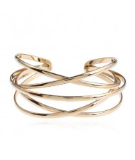 Vintage Hollow Design Open-end Style Elegant Fashion Bangle - Golden