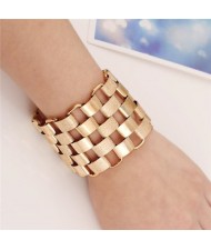 Dull Polished Alloy Blocks Combo Hollow Style Bold Fashion Bracelet - Golden