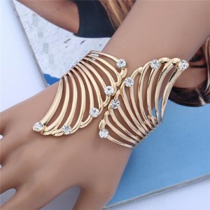 Rhinestone Embellished Shining Fashion Hollow Feather Style Costume Bangle - Golden