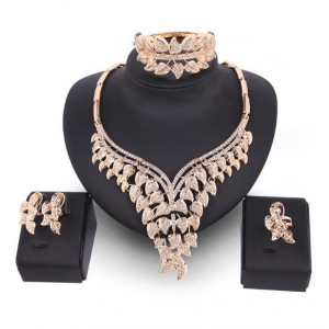 Glistening Leaves Design 4pcs Golden Jewelry Set