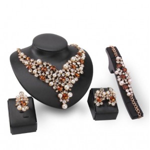 Pearl and Champagne Gems Decorated Brides 4pcs Costume Jewelry Set