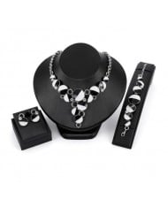 Rhinestone Embellished Black and White Contrast Rounds Design 3pcs Fashion Jewelry Set