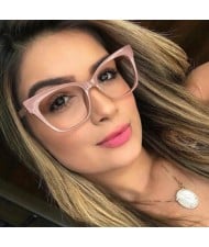 5 Colors Available Cat-eye Shape Thick Frame Design Popular Fashion Sunglasses