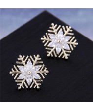 Simple Design Snowflake High Fashion Women Statement Earrings - Golden