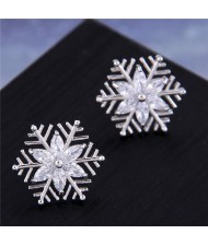 Simple Design Snowflake High Fashion Women Statement Earrings - Silver