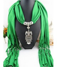 Night-owl Pendant Classic Style Scarf Necklace - Green