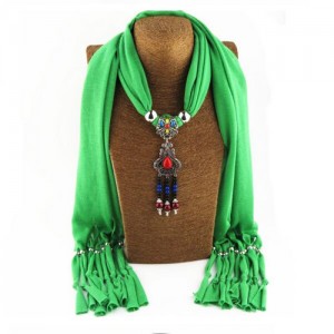Traditional Ceramic Beads Tassel Pendant Design Fashion Scarf Necklace - Green