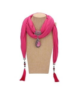 Gem Inlaid Peacock Fashion Pendant High Fashion Scarf Necklace - Rose