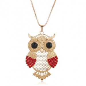 Rhinestone Embellished Cute Night-owl Pendant High Fashion Women Statement Necklace - Golden