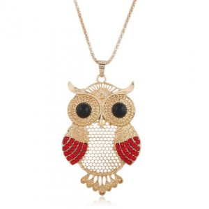 Rhinestone Embellished Cute Night-owl Pendant High Fashion Women Statement Necklace - Golden