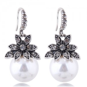 Czech Rhinestone Embellished Flower Pearl Fashion Costume Earrings - White