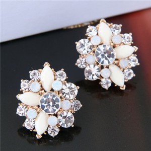 Rhinestone and Resin Glistening Flower Sweet Fashion Earrings - White
