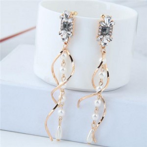 Dangling Pearl Spiral Pattern Design Women Fashion Costume Earrings