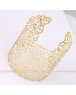 Hollow Floral Pattern Wide Fashion High Fashion Ally Bangle - Gold