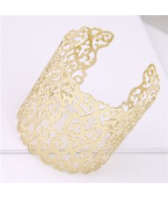 Hollow Floral Pattern Wide Fashion High Fashion Ally Bangle - Gold