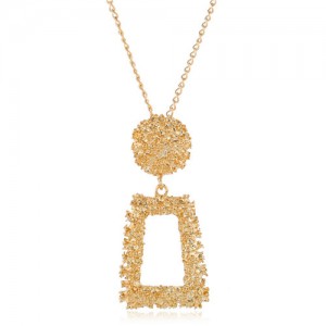 Coarse Texture Floral Geometric Design Pendant High Fashion Statement Necklace - Golden