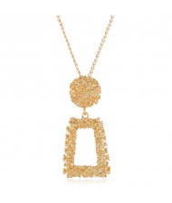 Coarse Texture Floral Geometric Design Pendant High Fashion Statement Necklace - Golden