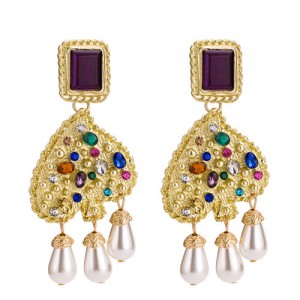 Beads Embellished Dangling Shining Heart High Fashion Earrings