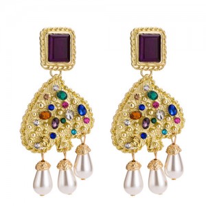 Beads Embellished Dangling Shining Heart High Fashion Earrings
