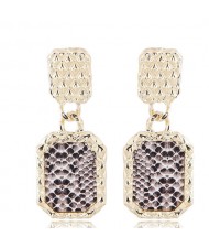 Snake Skin Design Square Shape Shining Fashion Women Costume Earrings - Gray