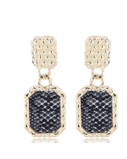 Snake Skin Design Square Shape Shining Fashion Women Costume Earrings - Black