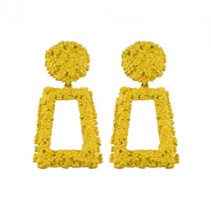 Coarse Texture Floral Geometric Design High Fashion Women Costume Earrings - Yellow